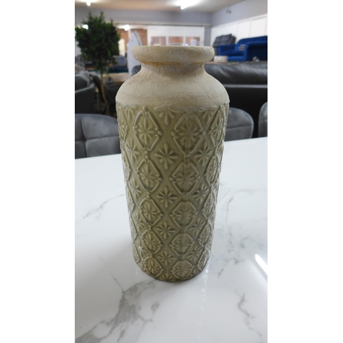 1402 - A large patterned ceramic Nero vase  H32cms (1828513)    *  *