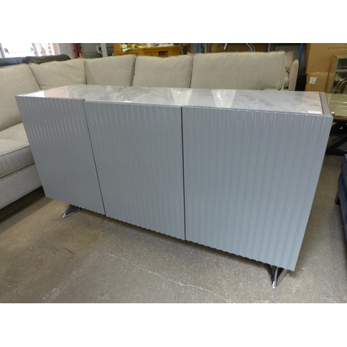 1525 - A grey high gloss sideboard  *This lot is subject to VAT