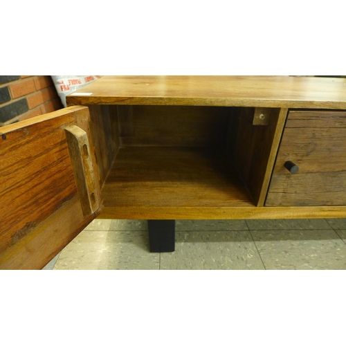 1330 - A Phoenix two door, single shelf TV unit * this lot is subject to VAT