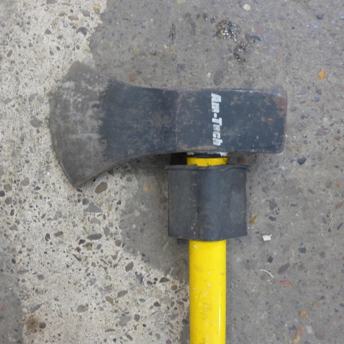 2237 - Am-Tech 3kg axe and sledge hammer