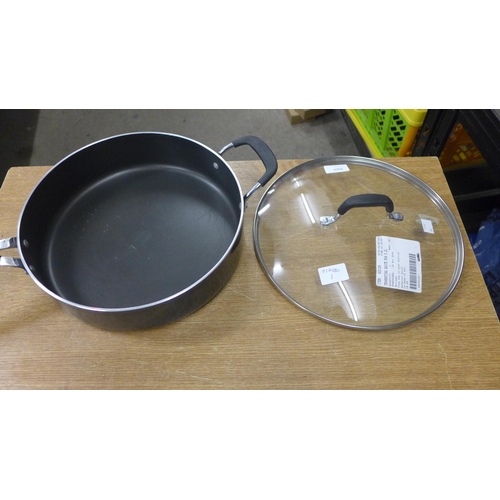 2069 - Tramontina Saute Pan (5.2l) and Greenpan Pancake Pan (28cm)