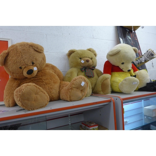 2107 - Teddy bears x 3 approx 3ft each