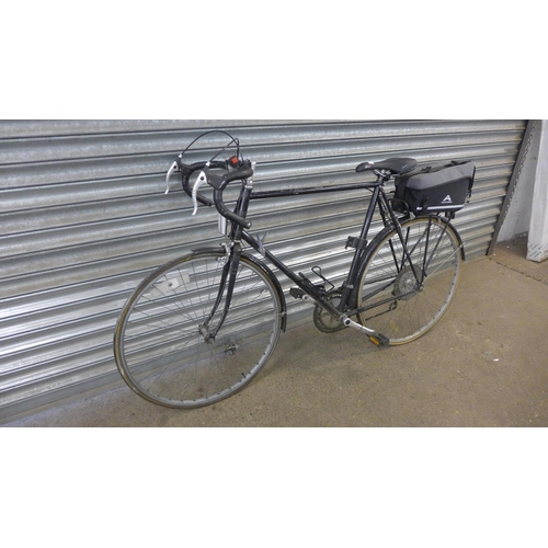 2183 - Gent's road bike with saddle bag