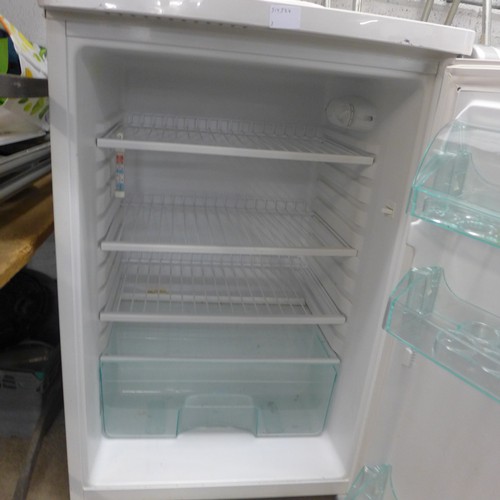 2175 - Fridgidaire RL6003B refrigerator