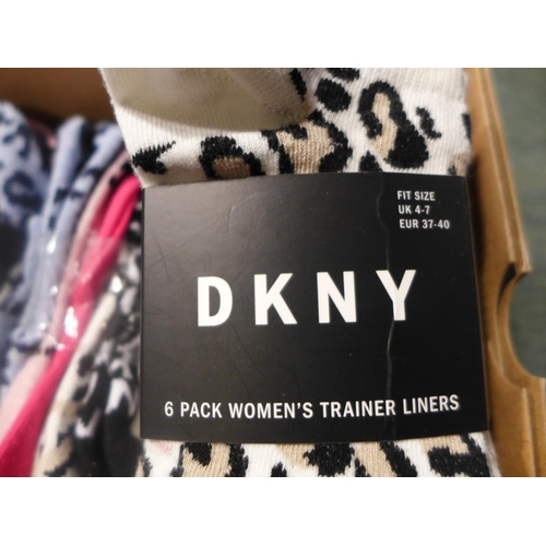 3016 - Quantity of women's DKNY trainer socks - size 4 to 7 * this lot is subject to VAT