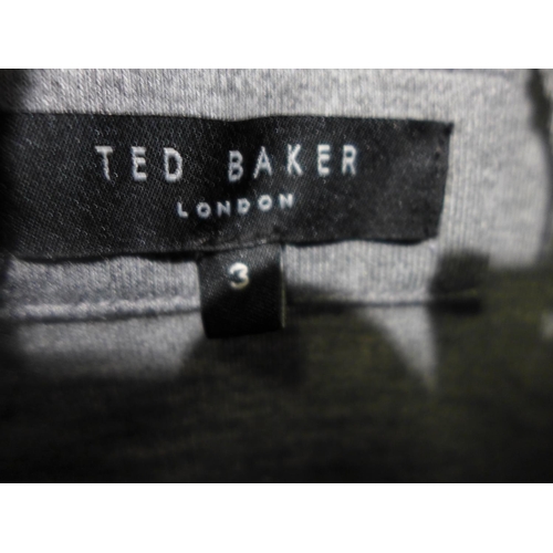 3049 - 3 Men's grey zip-up tops - Ted Baker & Penguin - mixed size * this lot is subject to VAT