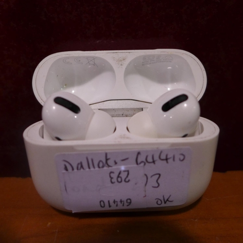 3125 - Apple Airpods Pro (293-371) * This lot is subject to VAT