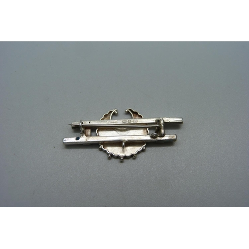 1092 - A Victorian silver and gold applied brooch, Birmingham 1890