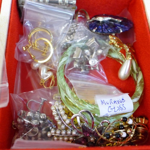 664 - A Napier necklace, Zara necklace and a case of costume jewellery