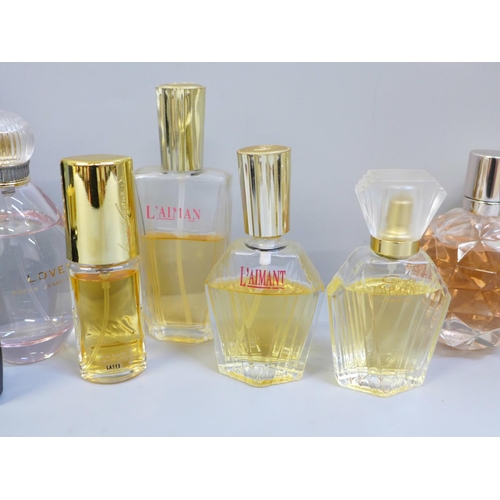 675 - Assorted perfumes including Carolina Herrera and Sarah Jessica Parker, etc.