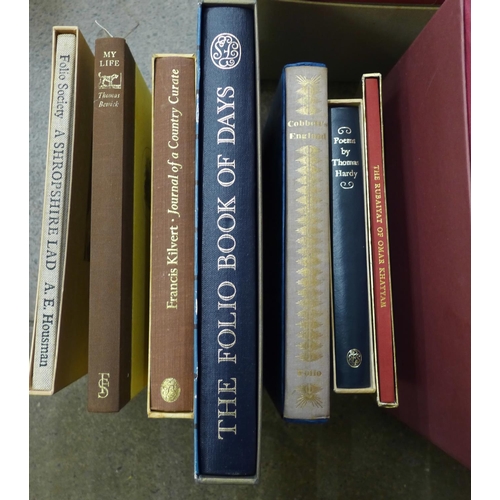 699 - A collection of Folio Society novels in slip cases