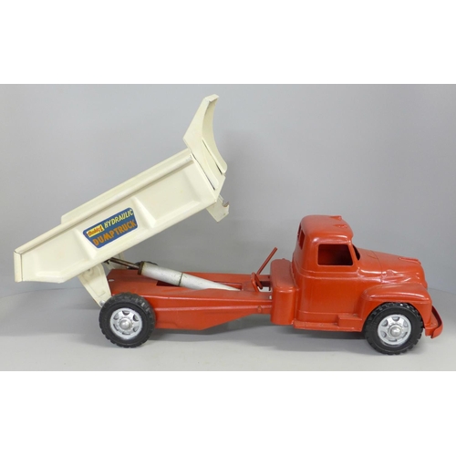 770 - A Buddy L/Mettoy hydraulic dump truck