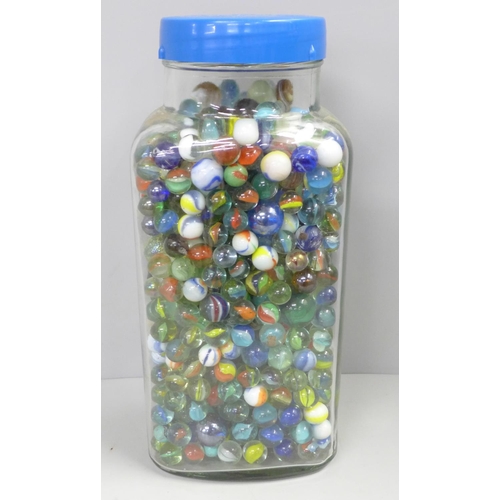 784 - A jar of marbles