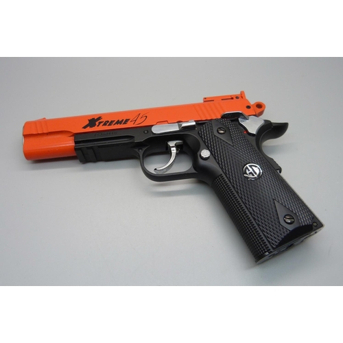 812 - An Xtreme 45 CO2 powered airsoft gun, boxed