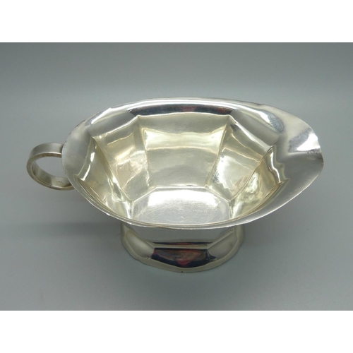 823 - A continental silver sauce boat, 99g