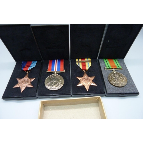 827 - A collection of WWII medals including Africa Star