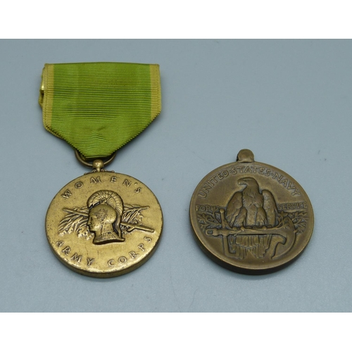 849 - A Women's Army Corps medal and a US Navy Expeditions medal