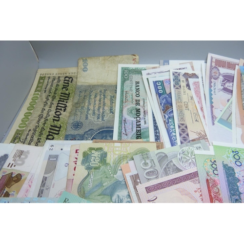 857 - Approximately 100 world bank notes