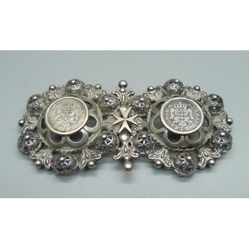 881 - A Maltese silver buckle, set with two silver 2 Tari (Emmanuel) de Rohan coins dated 1776, 5.5cm x 11... 