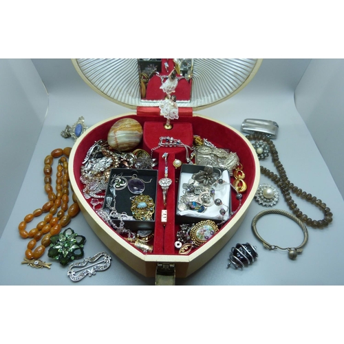 908 - A case of costume jewellery, etc., including a silver and Blue John pendant and other silver