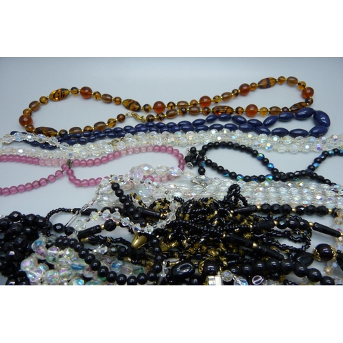 911 - Vintage glass and crystal bead necklaces