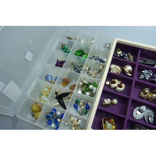 923 - A collection of earrings including thirty-three pairs of vintage clip-on earrings