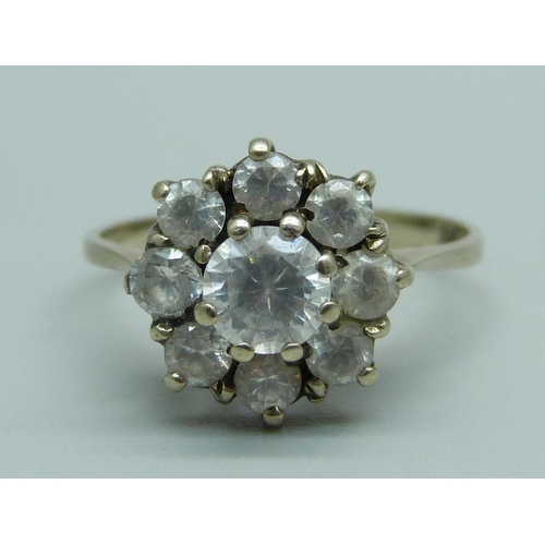 936 - A 9ct white gold cluster ring, 2.9g, P