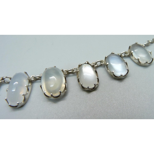 971 - An Arts and Crafts moonstone necklet, tests as silver, 43.5cm