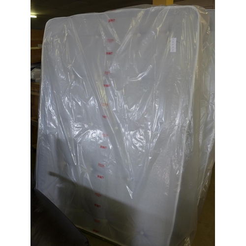 1555 - A double mattress