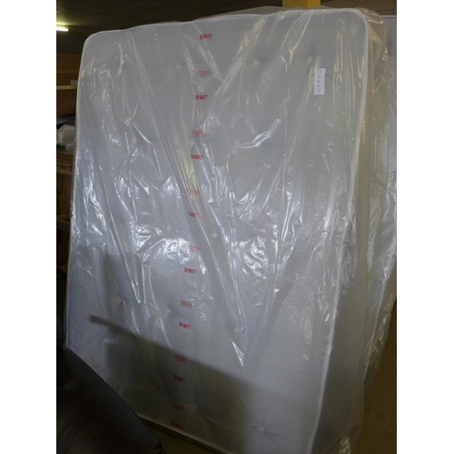 1557 - A double mattress
