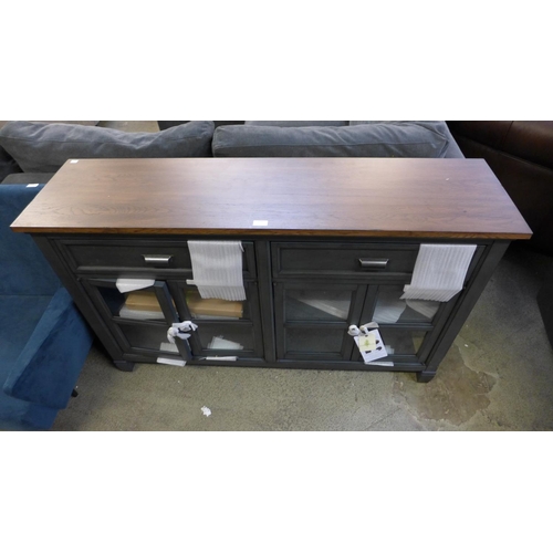 Lot 1538      