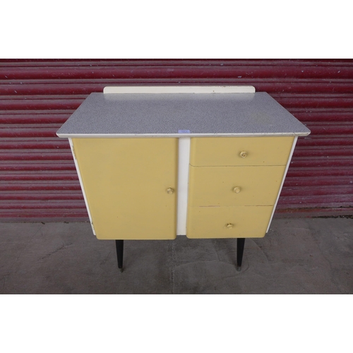 264B - A painted kitchen cabinet