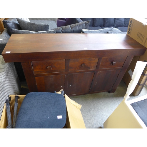 Lot 1979      