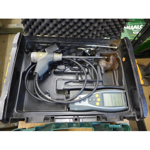 2065 - Bosch drill (PSB 18Li-2) with charger & 2 batteries, Testo five gas analyser, Dewalt drill (DC725) w... 