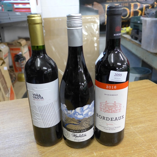 2099 - 3 Bottles of wine : Merlot, Bordeaux and  Vina Vasta