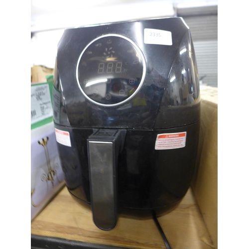 2335 - Pro-Breeze air fryer, One Cup coffee machine, Breville & Wilko York ceiling light