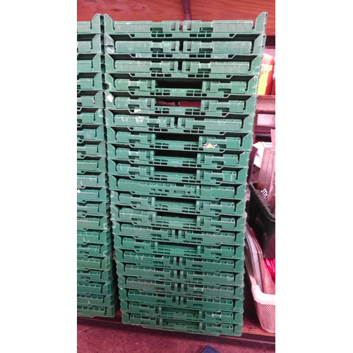 2392 - 20 Green stacking trays