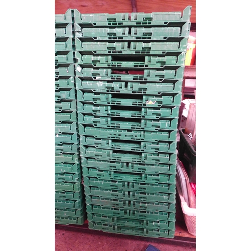 2393 - 20 Green stacking trays