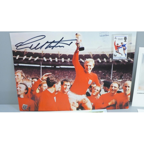 659 - Football; five signed first day covers, Geoff Hurst, Kenny Dalglish, Pat Jennings, Kerry Dixon and o... 