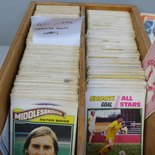 681 - 660+ 1970's Topps bubble gum cards