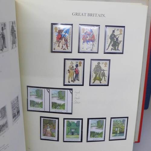 711 - Great Britain 1971-83 unmounted mint commemoratives with many varieties as well as regional definiti... 