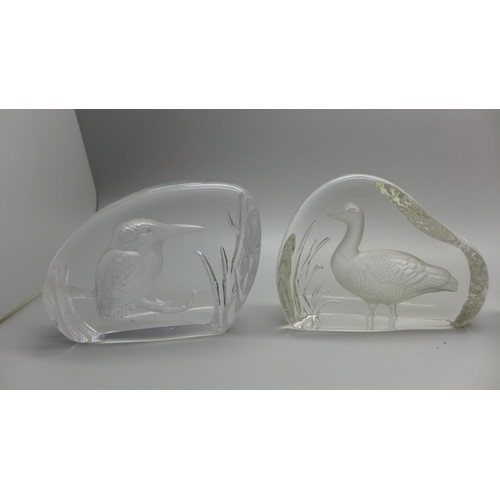 726D - Four glass animal paperweights including Dartington Crystal, one signed