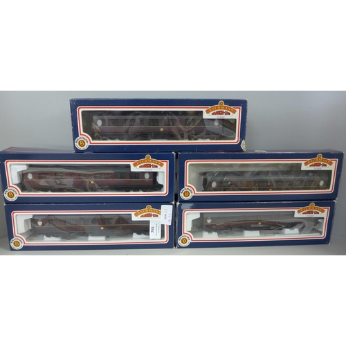 765 - Five Bachmann OO gauge carriages, boxed