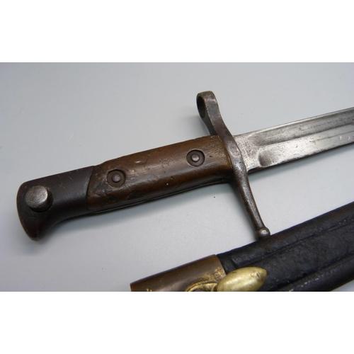 821 - An Italian model 1891 bayonet with scabbard