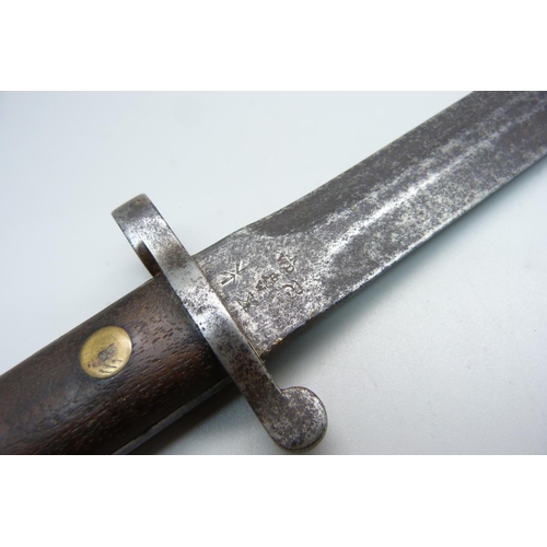 822 - A British pattern 1888 Mk II bayonet, no scabbard