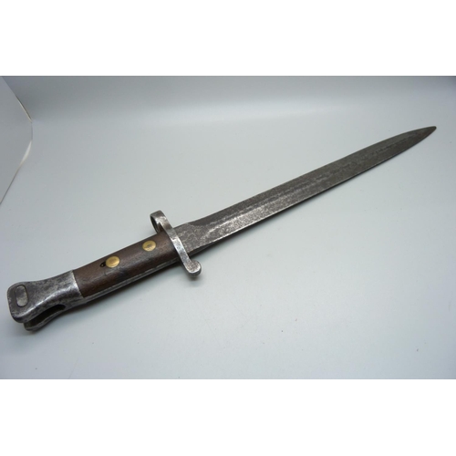 822 - A British pattern 1888 Mk II bayonet, no scabbard