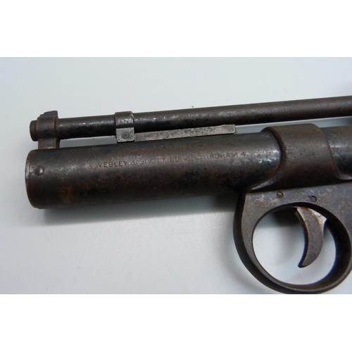 824 - A Webley .177 cal. target shooting air pistol, grip a/f