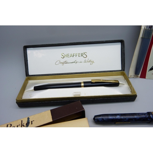 871 - A Conway Stewart 28 pen with 14ct gold nib, Sheaffer, Parker, other pens and a lighter