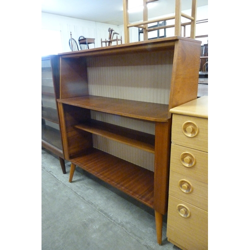 85 - A teak open bookcase