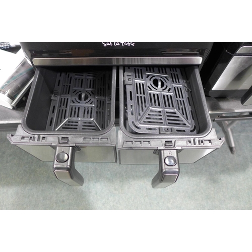 3221 - Sur Table Air Fryer (293-351) * This lot is subject to VAT